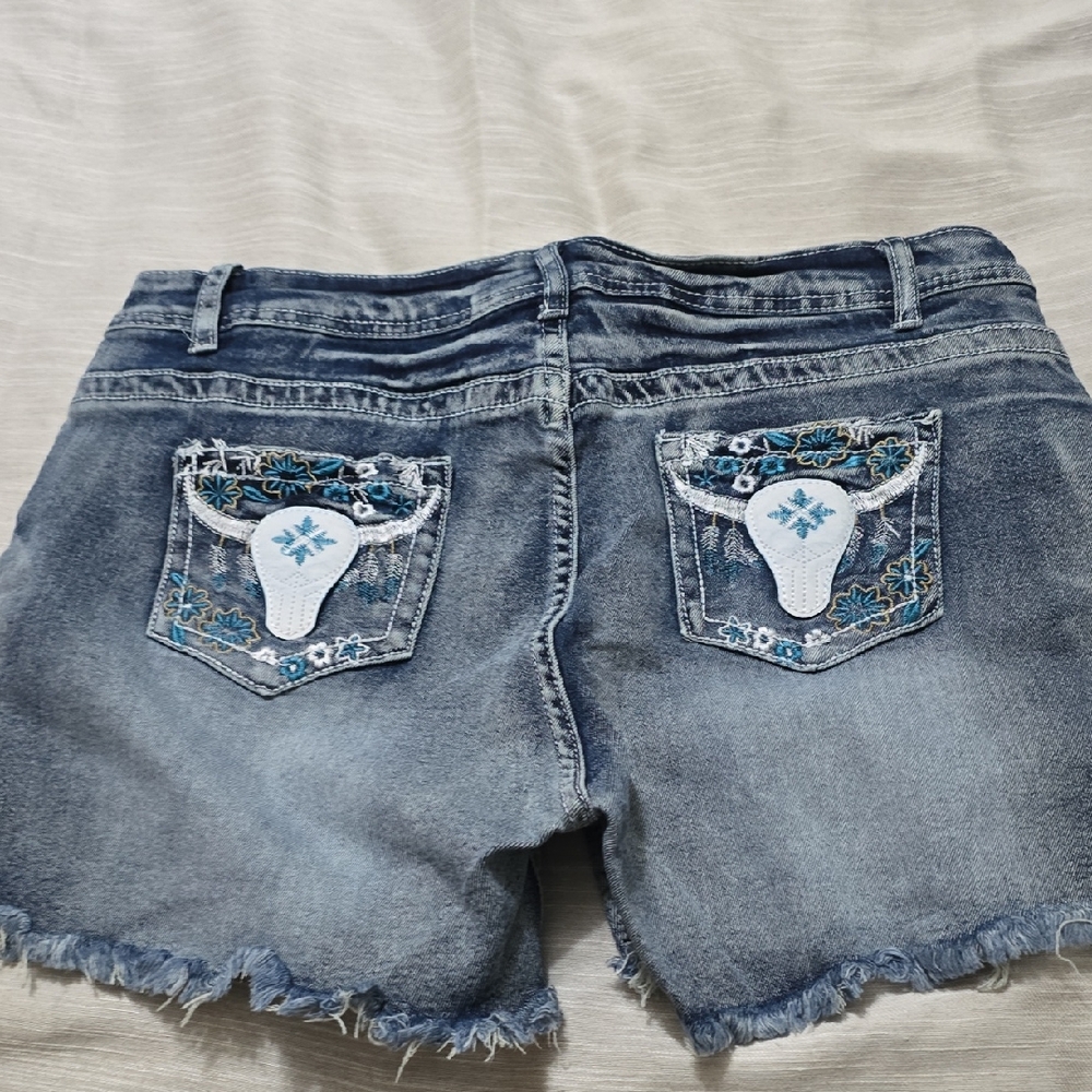 Embroidered Denim Shorts with Floral Pockets Brand New